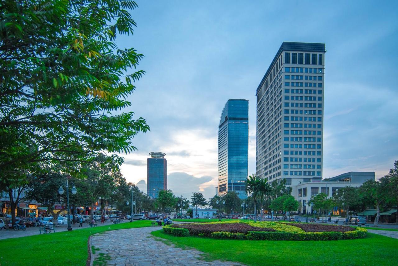 Aurea Central Hotel Phnom Penh Exterior foto